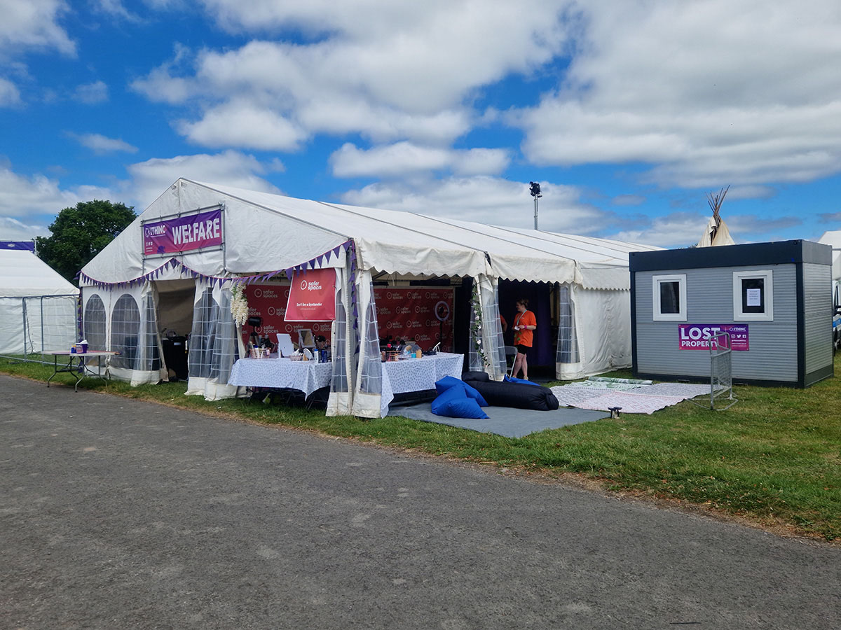 Welfare services tent and lost property